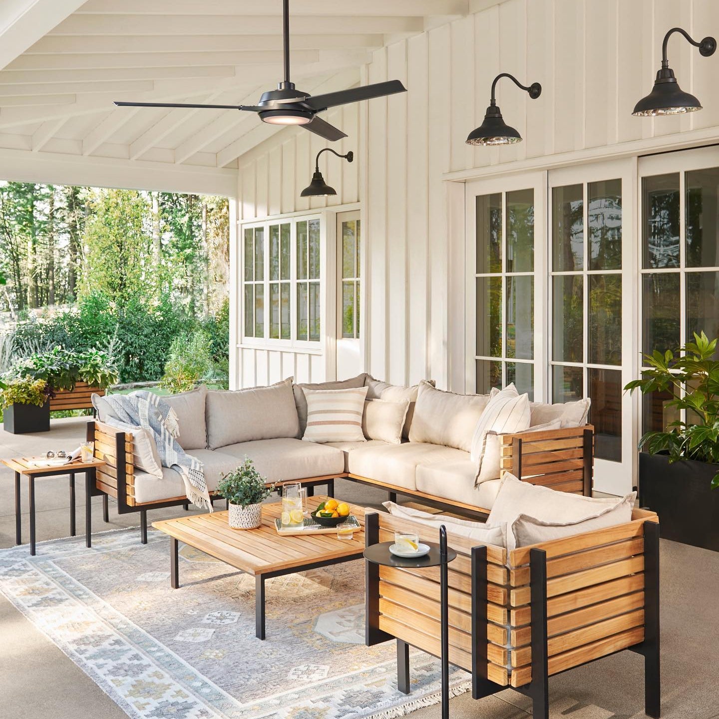 19 Outdoor Living Room Ideas Perfect for Relaxing Summer Nights