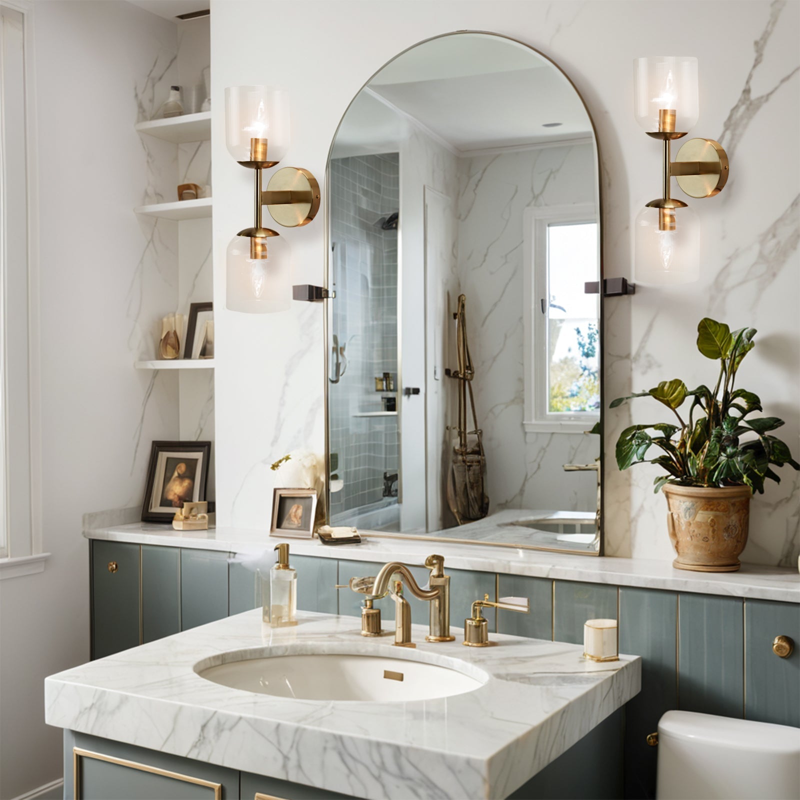 8 Bathrooms With Beautiful Wall Decor That Will Inspire a Refresh