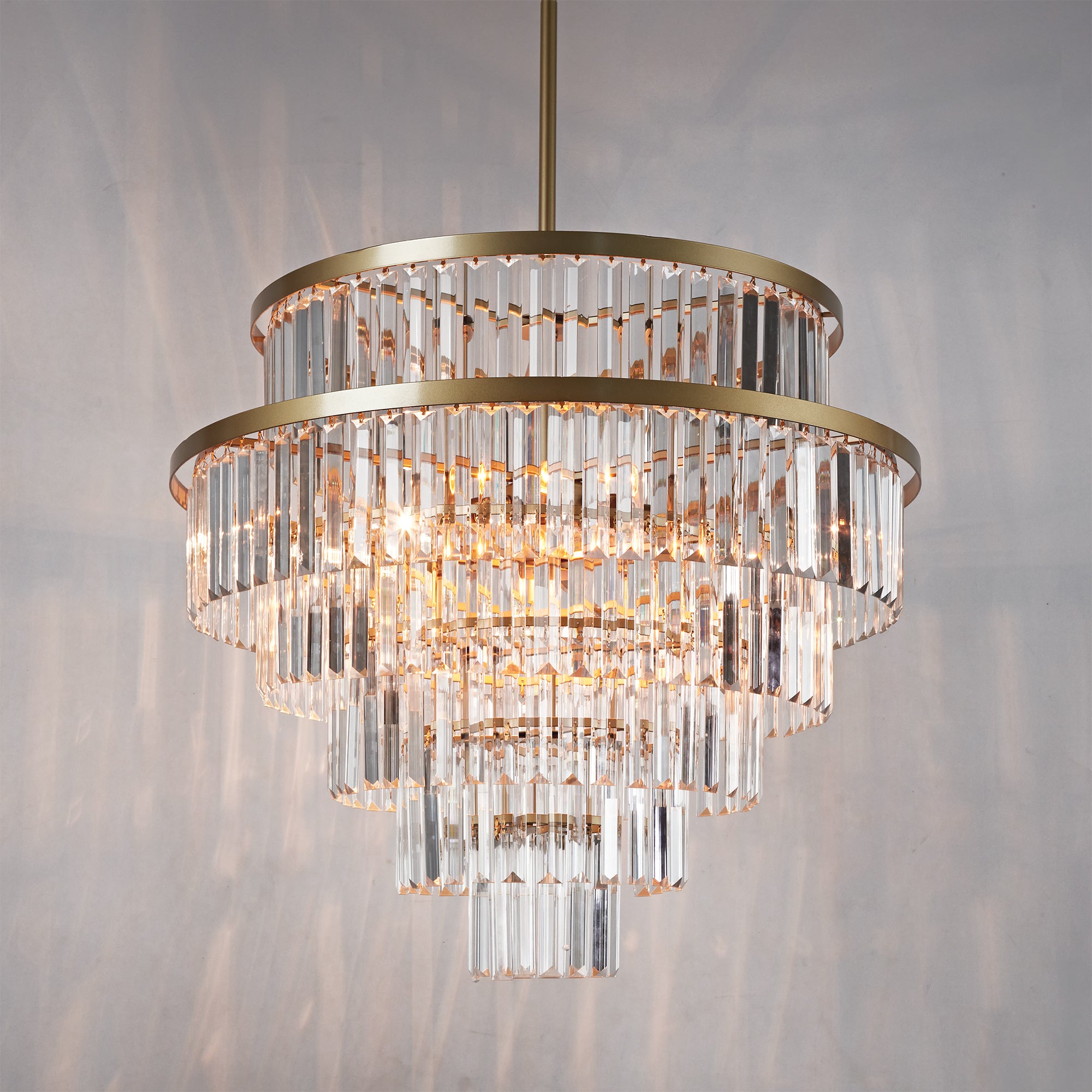 Crystal Elegance Vintage Brass Living Room Chandelier - Stunning Fixture with Clear Faceted Crystals, Suitable for Living Room