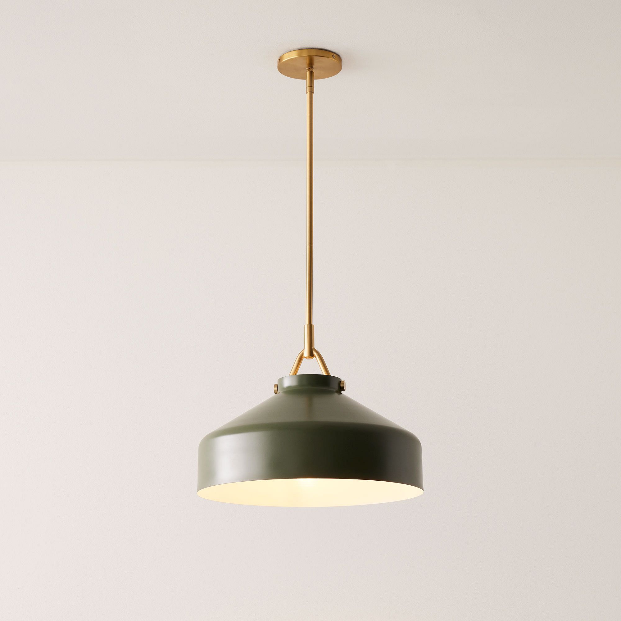 VersaGlow Premium Metal Pendant Light - Elegant Multi-Functional Design with Premium Material for Dining Room