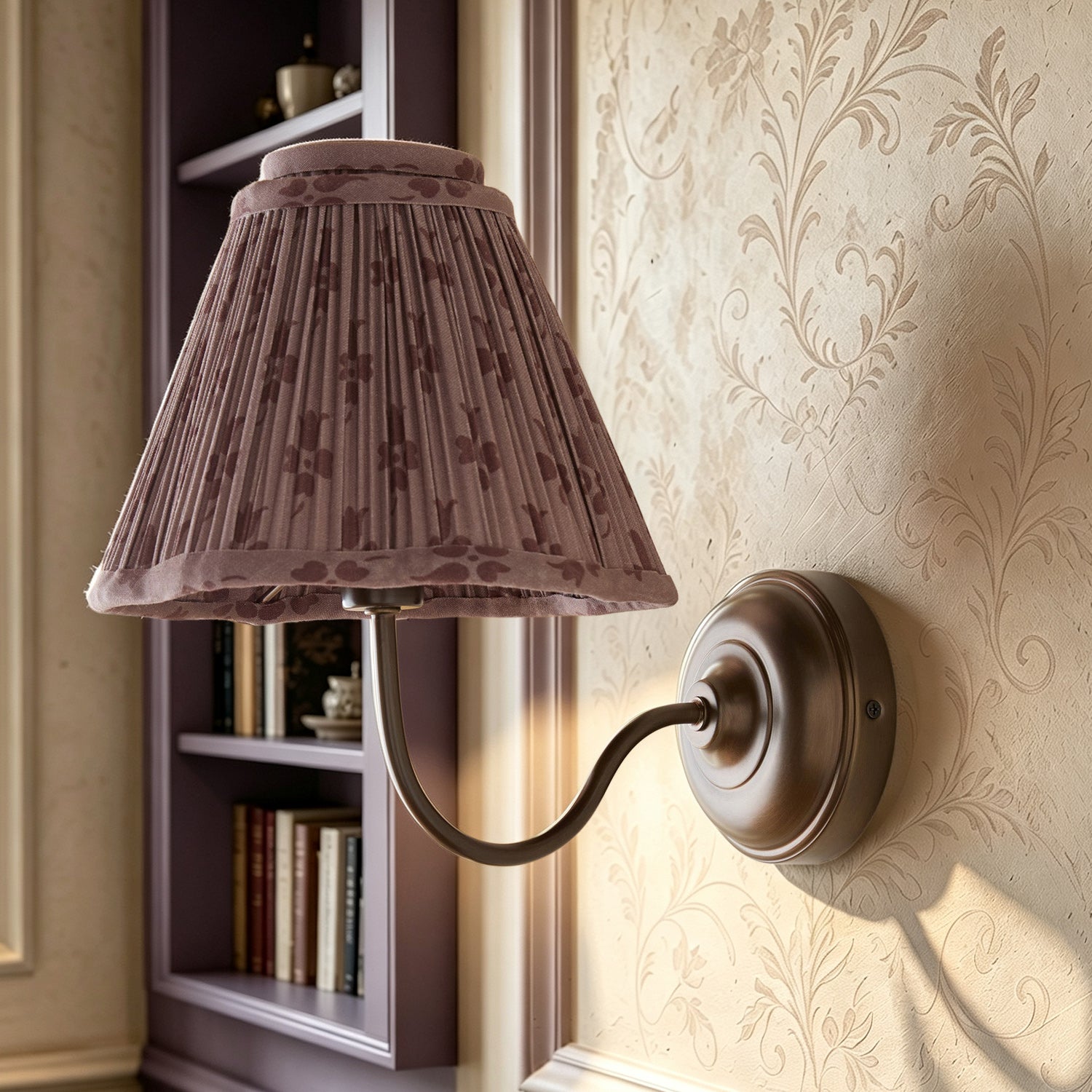 Mid-Century Floral Print Linen Shade Wall Sconce, Wall Light with Aged Brass, 12.2 Inch Textured Lighting Fixture for Bedroom, Hallway, Living Room